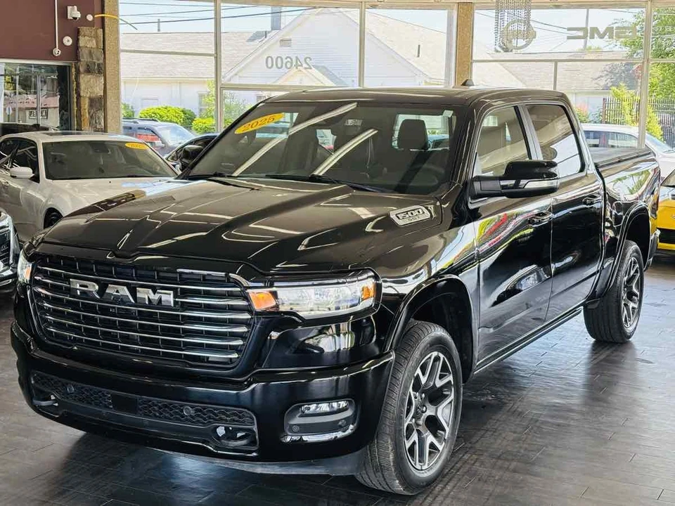 2025 Ram 1500 2nd Gen - Image 16 of 31