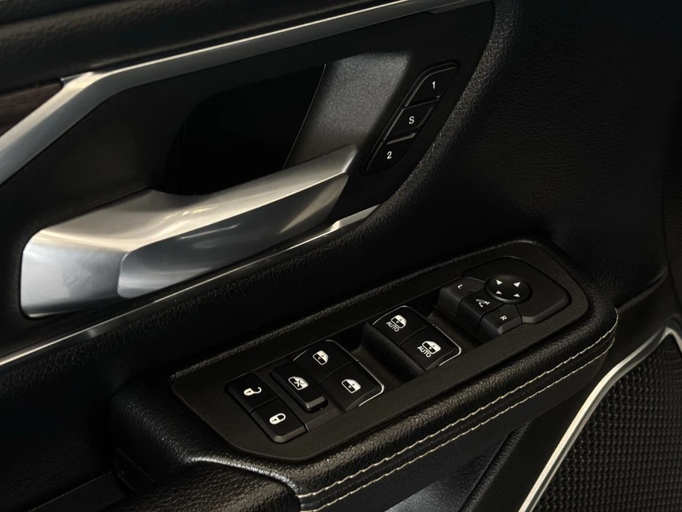 2025 Ram 1500 2nd Gen - Image 29 of 31