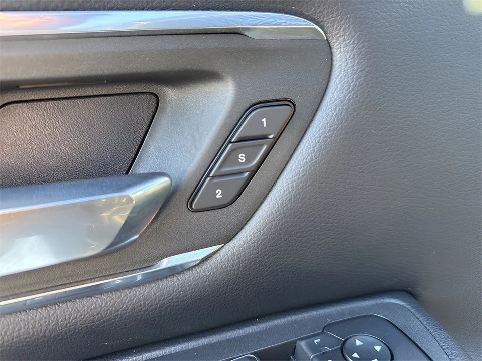 2025 Ram 1500 2nd Gen - Image 11 of 12