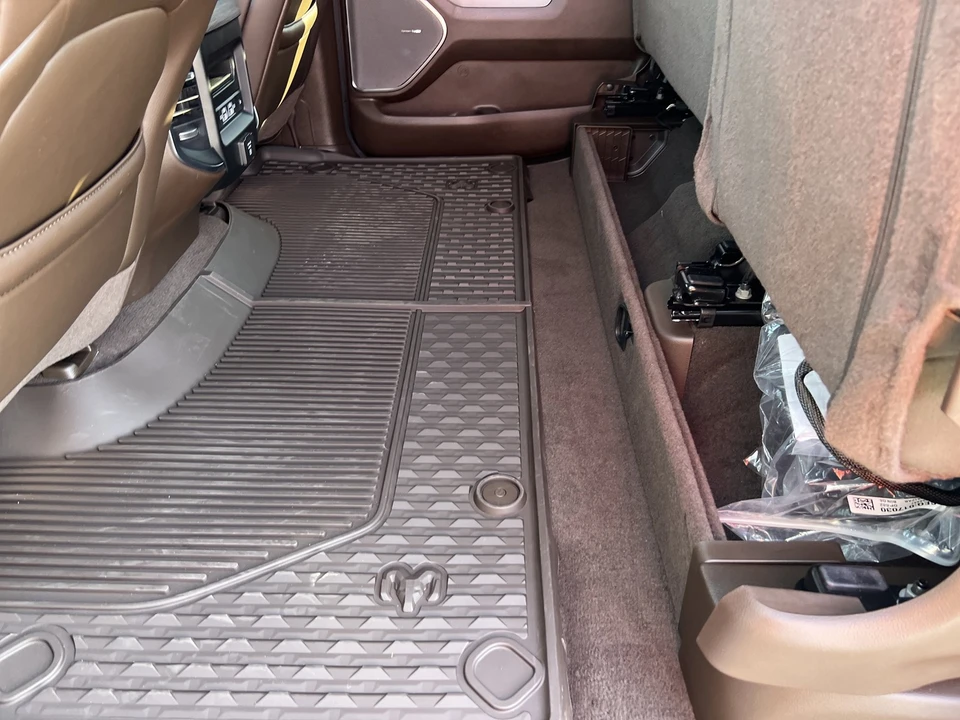 2025 Ram 1500 2nd Gen - Image 16 of 31