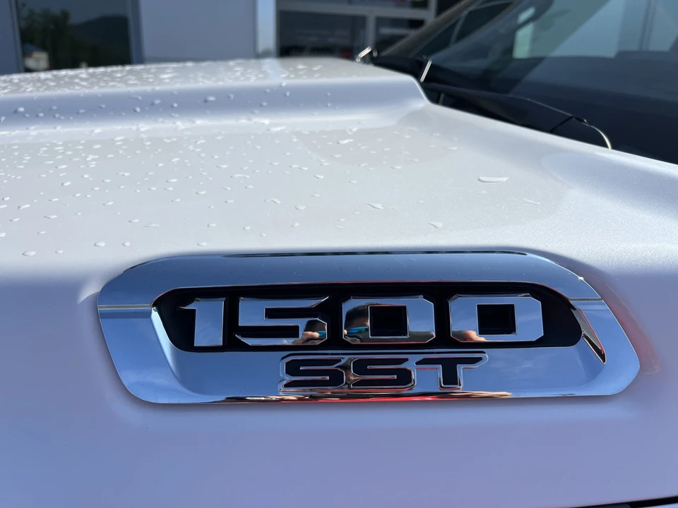 2025 Ram 1500 2nd Gen - Image 7 of 31