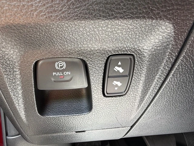 2025 Ram 1500 2nd Gen - Image 17 of 31