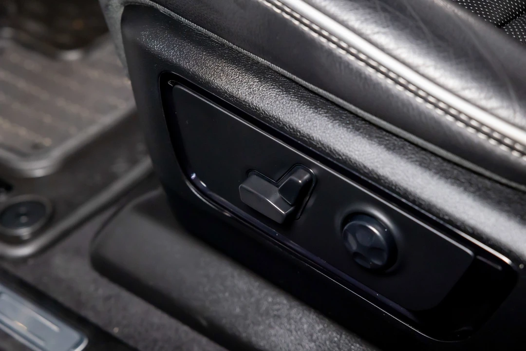 2025 Ram 1500 2nd Gen - Image 15 of 21