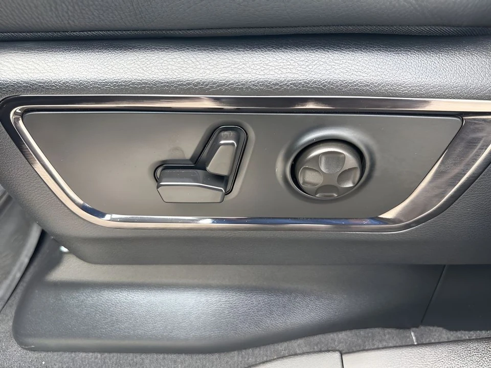 2025 Ram 1500 2nd Gen - Image 10 of 31