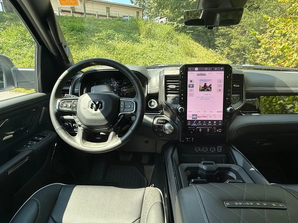 2025 Ram 1500 2nd Gen - Image 17 of 21