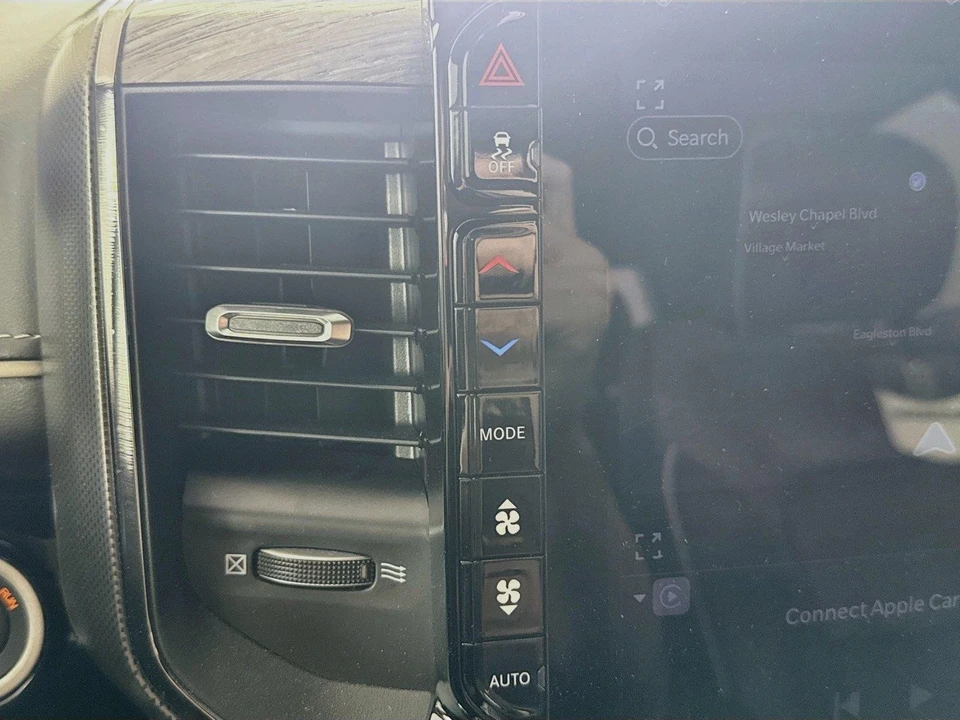 2025 Ram 1500 2nd Gen - Image 16 of 19