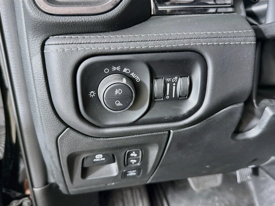2025 Ram 1500 2nd Gen - Image 12 of 19