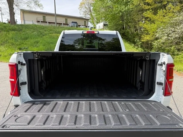 2025 Ram 1500 2nd Gen - Image 11 of 31
