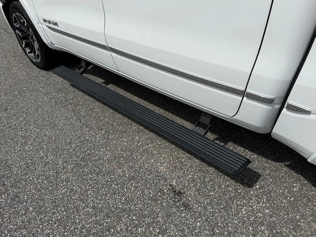 2025 Ram 1500 2nd Gen - Image 14 of 31