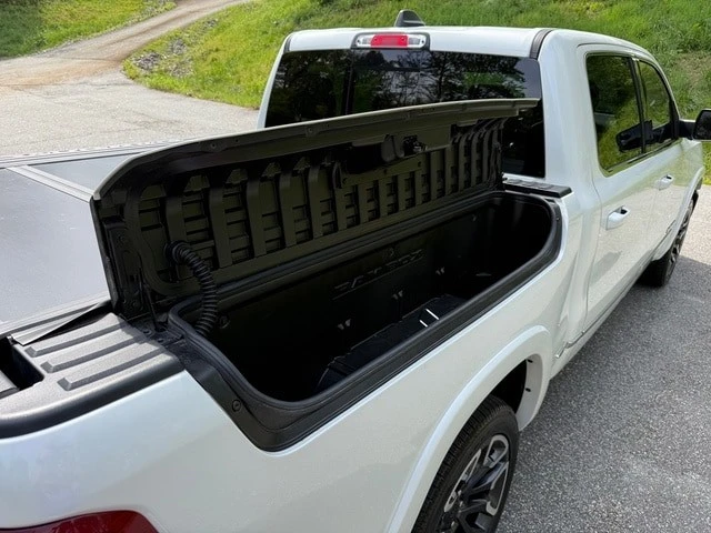 2025 Ram 1500 2nd Gen - Image 7 of 31