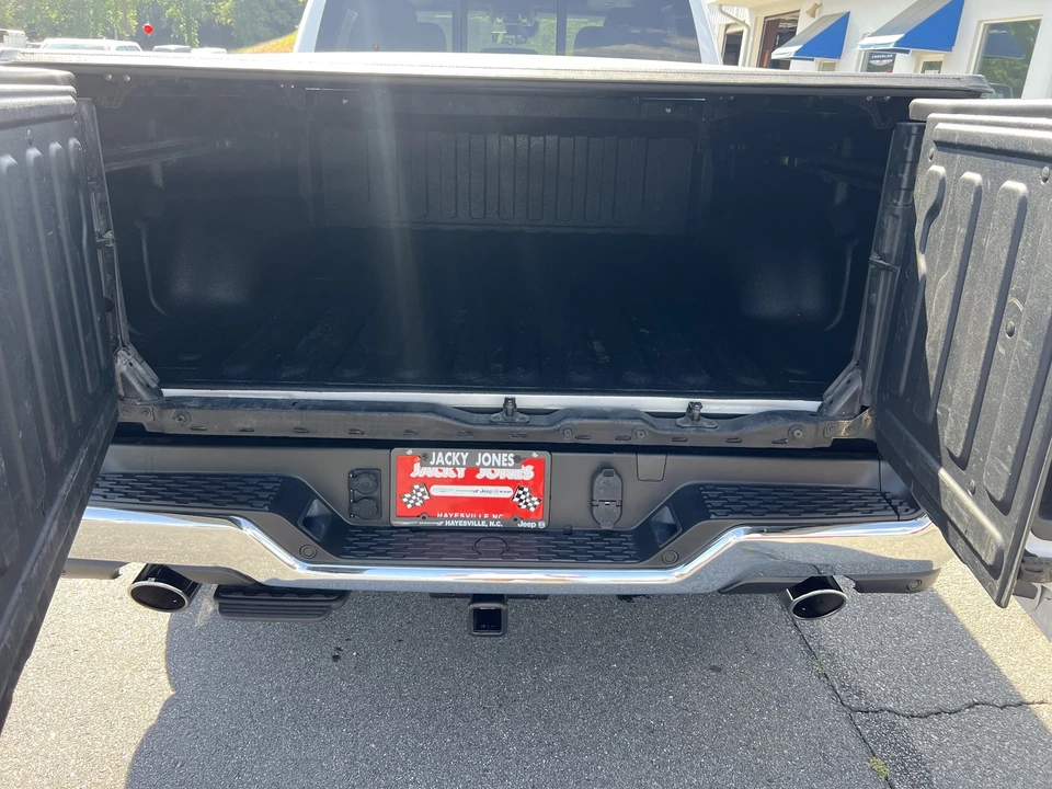2025 Ram 1500 2nd Gen - Image 13 of 31