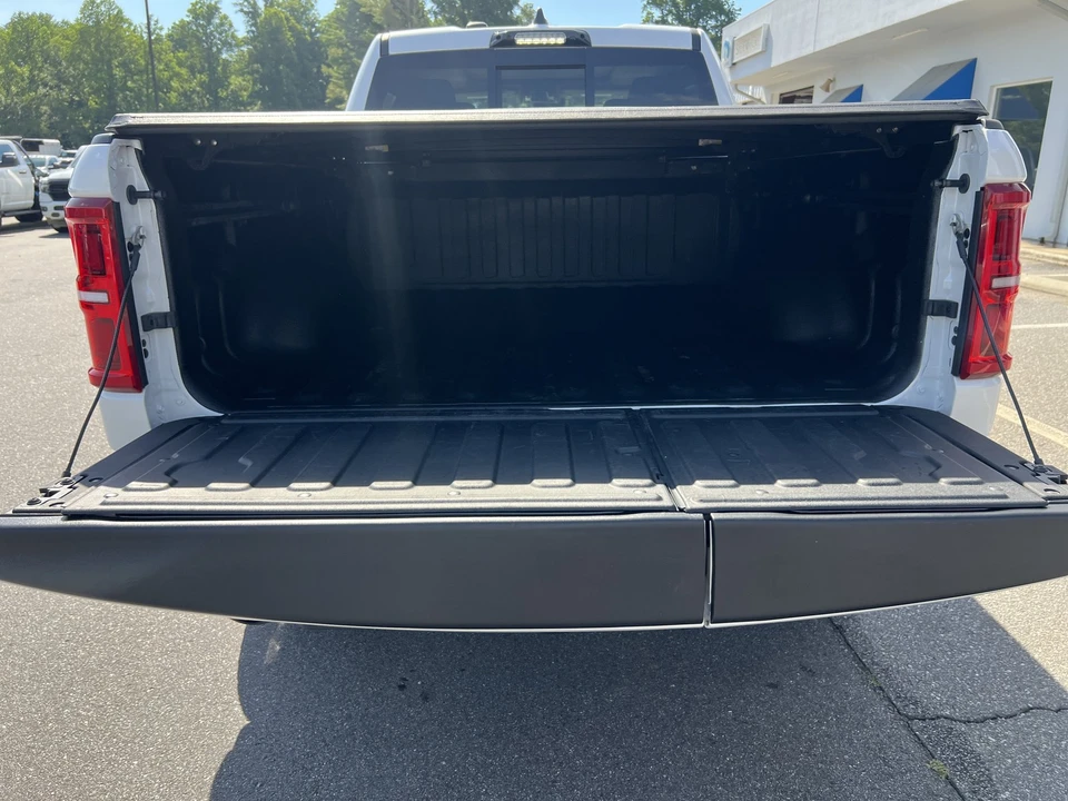 2025 Ram 1500 2nd Gen - Image 11 of 31