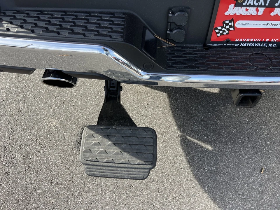 2025 Ram 1500 2nd Gen - Image 13 of 21