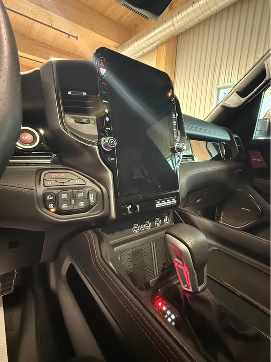 2025 Ram 1500 2nd Gen - Image 16 of 17