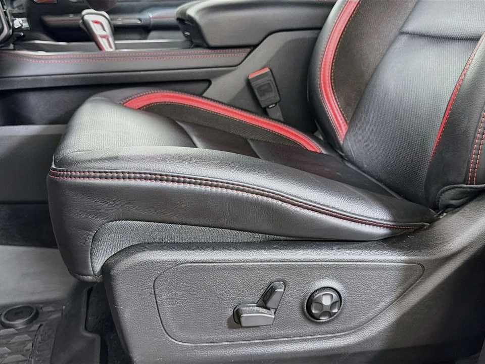 2025 Ram 1500 2nd Gen - Image 24 of 31
