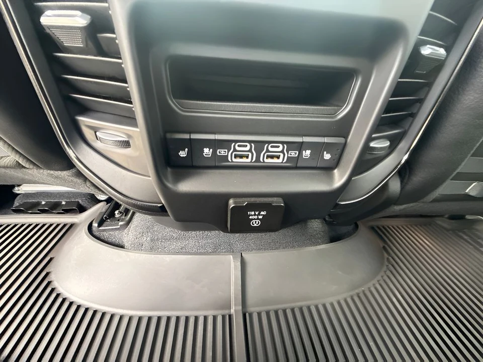 2025 Ram 1500 2nd Gen - Image 11 of 31