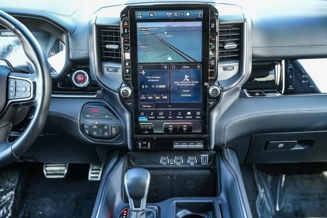 2025 Ram 1500 - Image 13 of 31