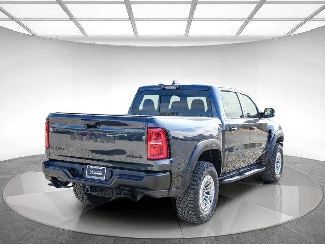 2025 Ram 1500 - Image 4 of 31
