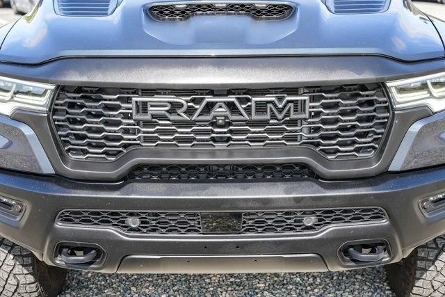 2025 Ram 1500 - Image 7 of 31