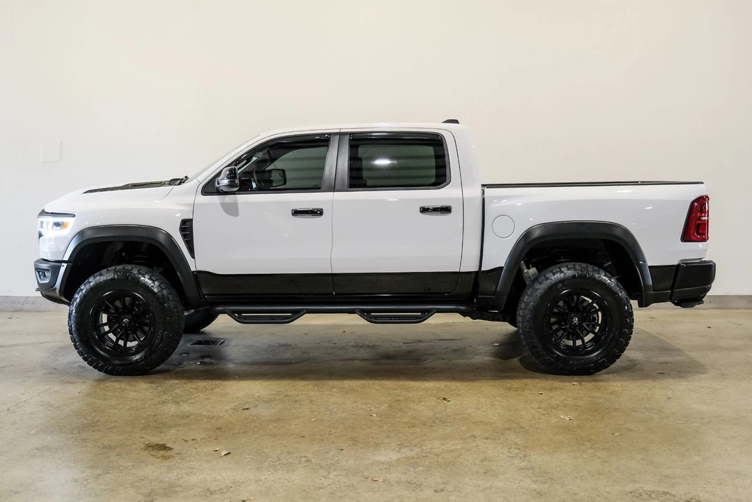 2025 Ram - Image 6 of 12