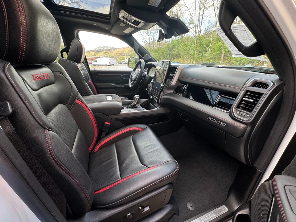2025 Ram 1500 2nd Gen - Image 24 of 31