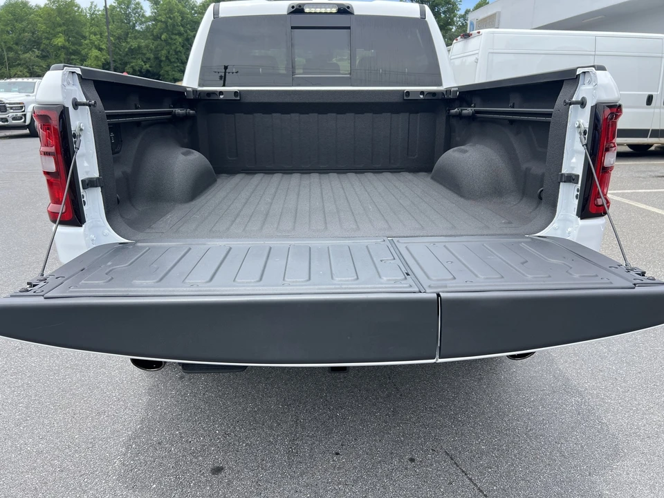 2025 Ram 1500 2nd Gen - Image 10 of 31