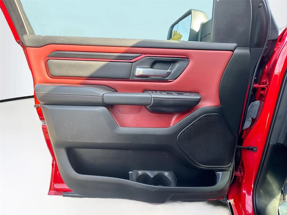 2025 Ram 1500 2nd Gen - Image 17 of 21