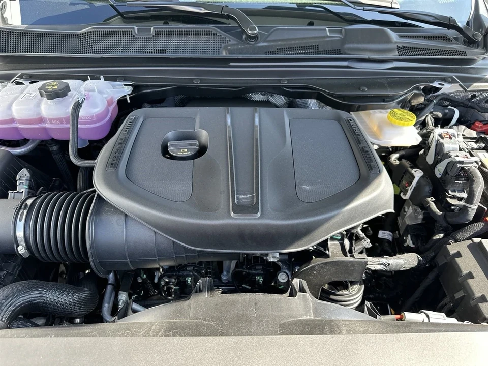 2025 Ram 1500 2nd Gen - Image 15 of 17