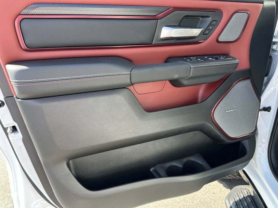 2025 Ram 1500 2nd Gen - Image 14 of 17
