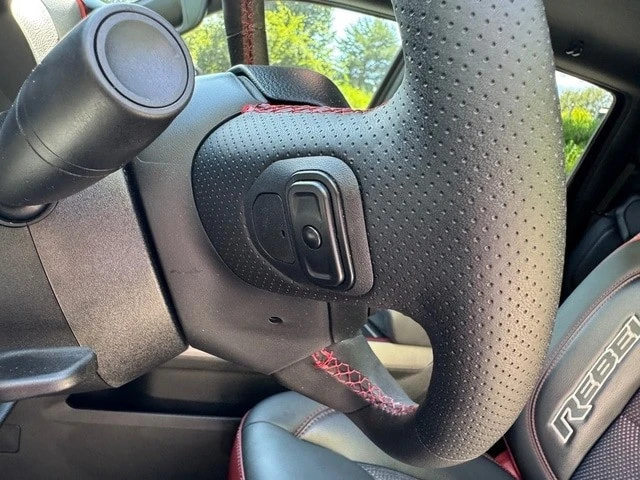 2025 Ram 1500 2nd Gen - Image 14 of 31