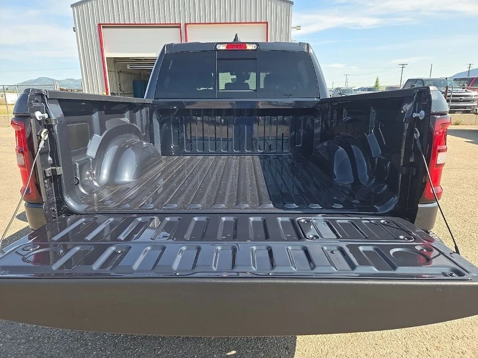 2025 Ram 1500 2nd Gen - Image 5 of 21