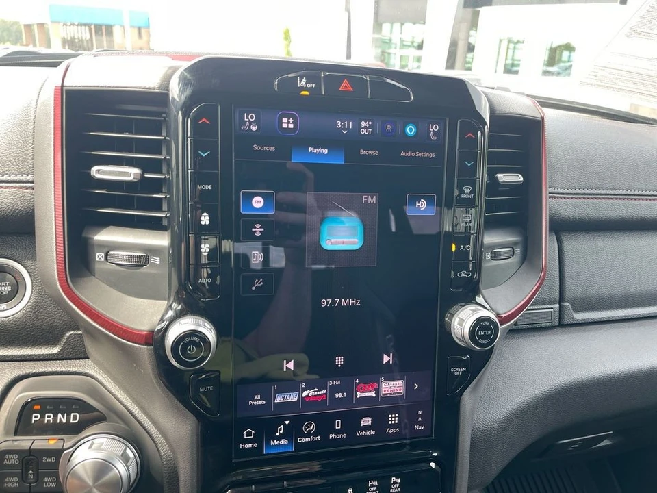 2025 Ram 1500 2nd Gen - Image 17 of 21