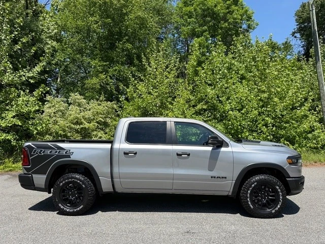 2025 Ram 1500 2nd Gen - Image 5 of 31