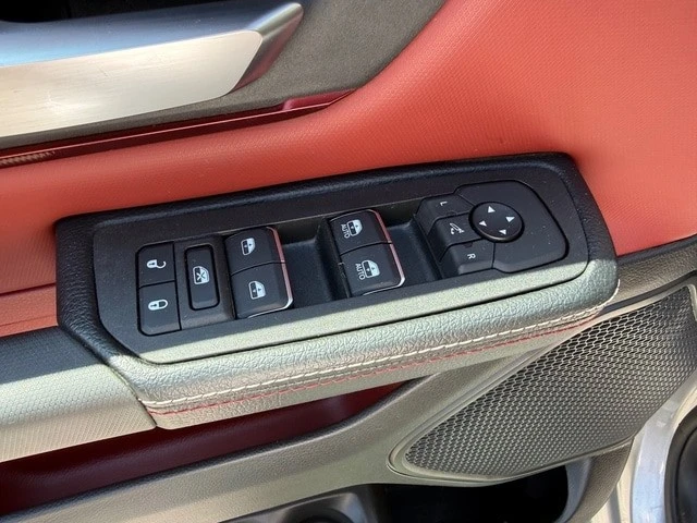 2025 Ram 1500 2nd Gen - Image 13 of 31