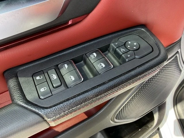 2025 Ram 1500 2nd Gen - Image 14 of 21