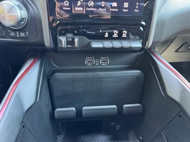 2025 Ram 1500 2nd Gen - Image 26 of 31