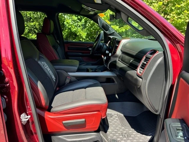 2025 Ram 1500 2nd Gen - Image 18 of 31