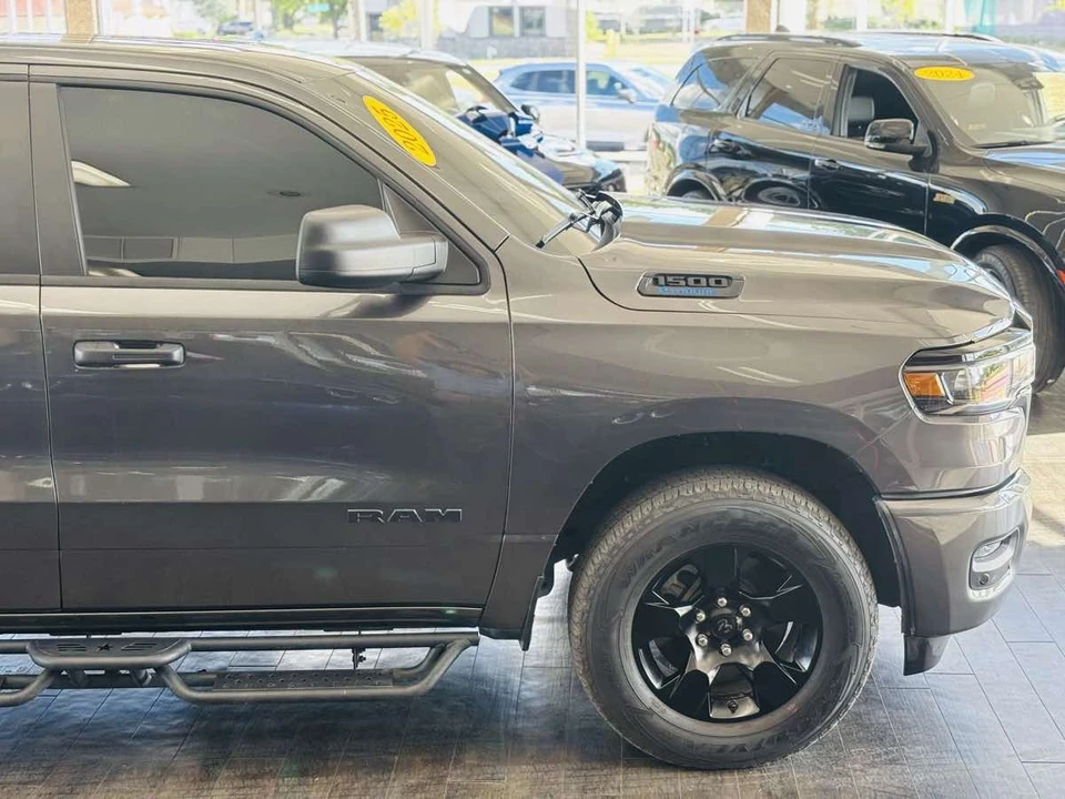 2025 Ram 1500 2nd Gen - Image 5 of 31
