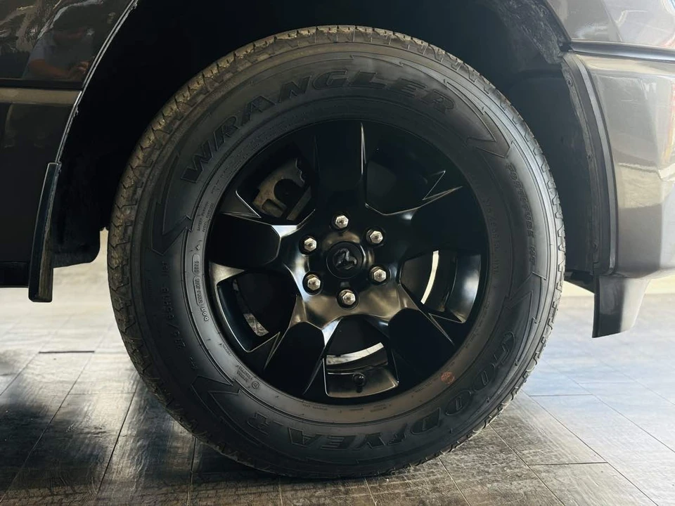 2025 Ram 1500 2nd Gen - Image 27 of 31