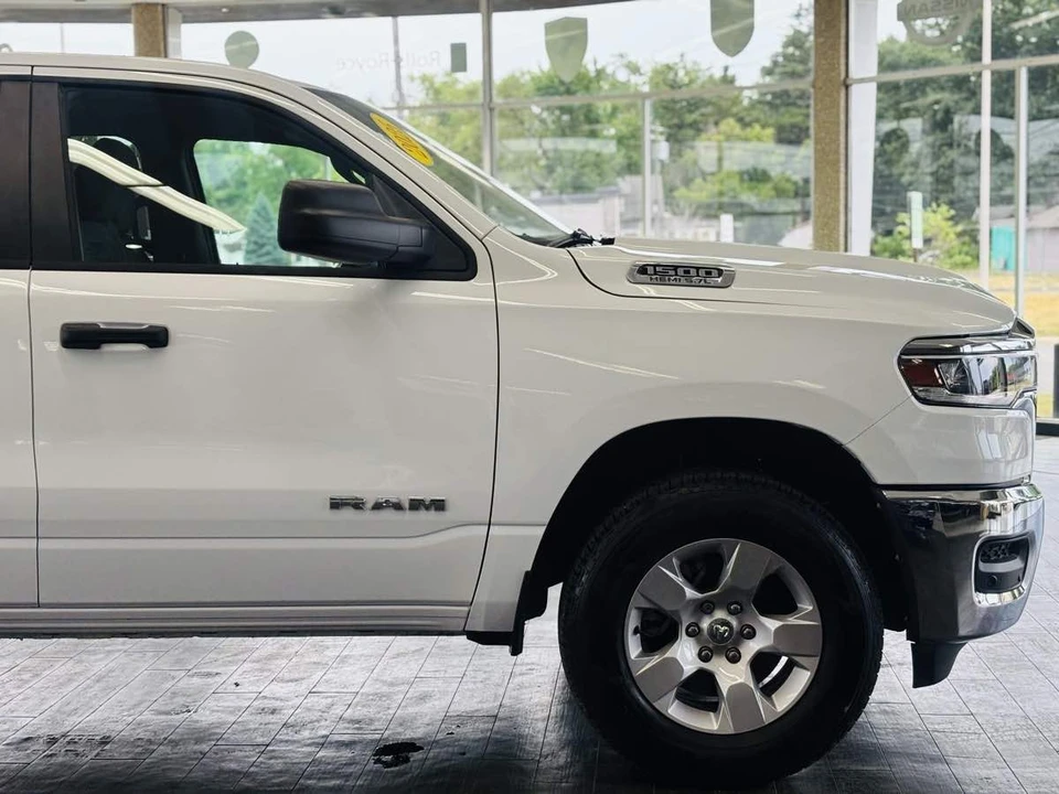2025 Ram 1500 2nd Gen - Image 5 of 31