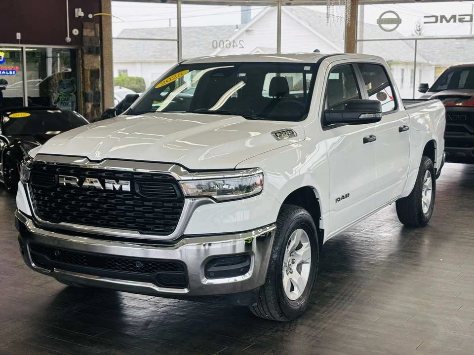 2025 Ram 1500 2nd Gen - Image 18 of 31