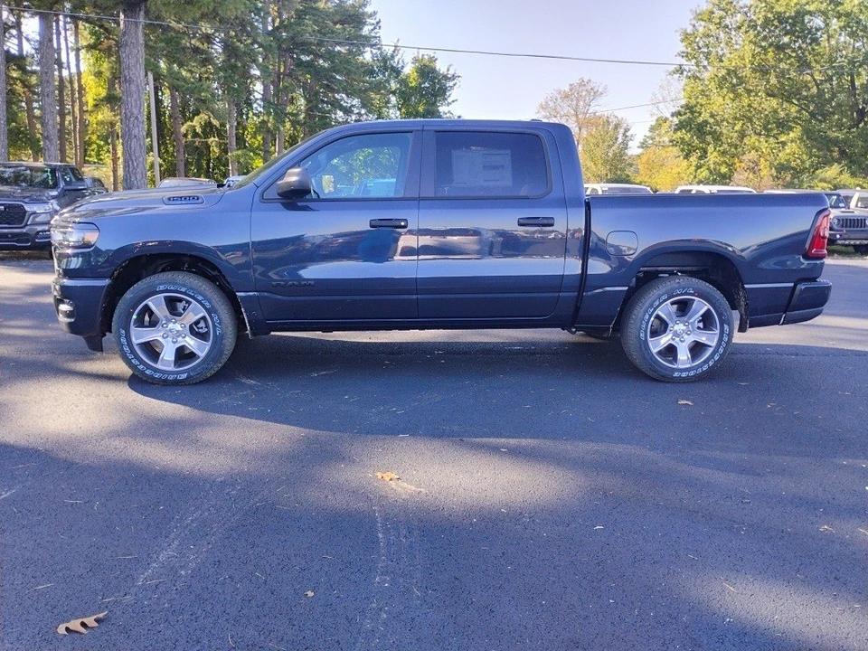 2025 Ram 1500 2nd Gen - Image 8 of 12