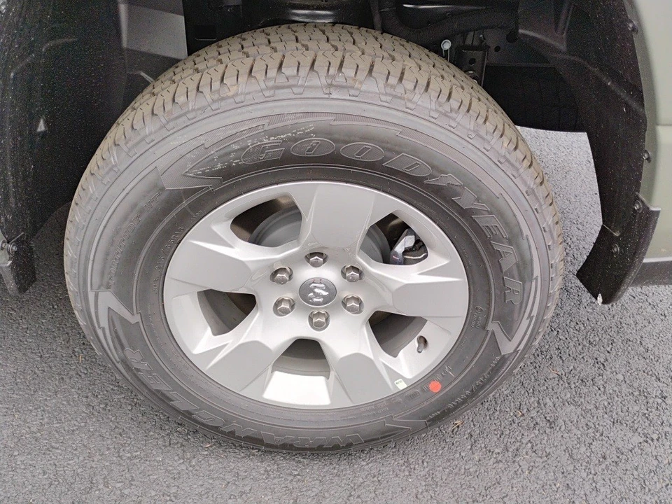 2025 Ram 1500 2nd Gen - Image 9 of 12