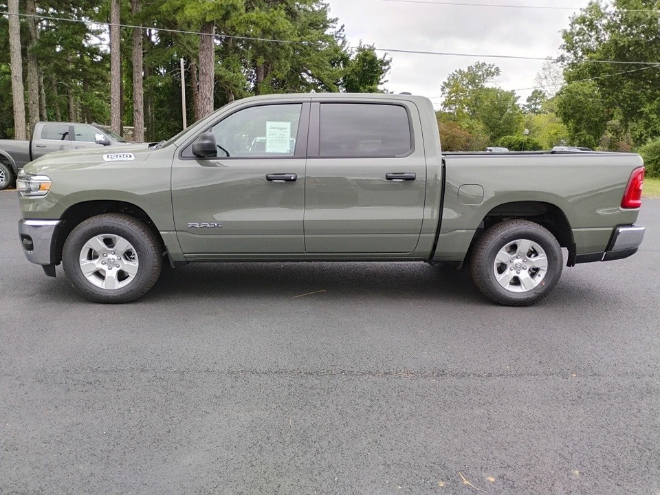 2025 Ram 1500 2nd Gen - Image 8 of 12