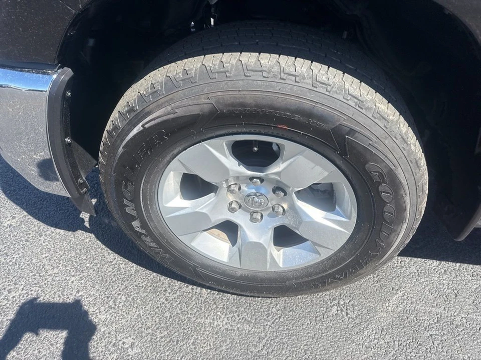 2025 Ram 1500 2nd Gen - Image 9 of 21