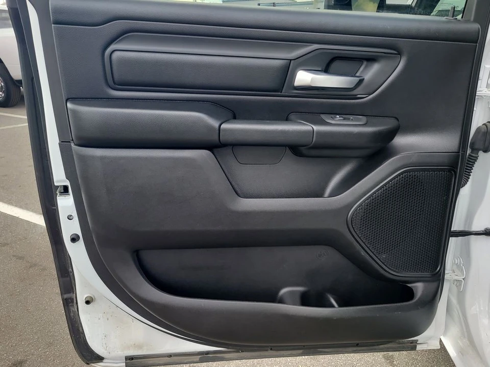 2025 Ram 1500 2nd Gen - Image 9 of 12