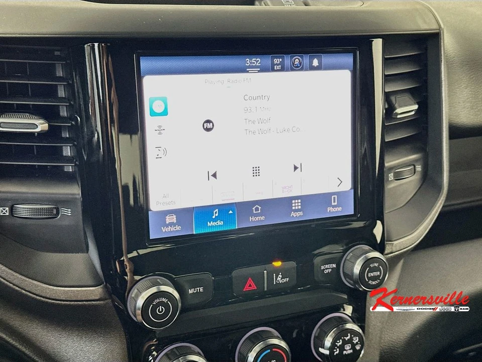 2025 Ram 1500 2nd Gen - Image 17 of 24