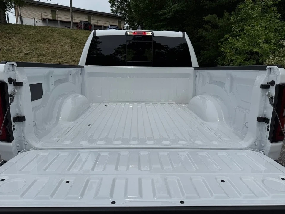 2025 Ram 1500 2nd Gen - Image 9 of 12