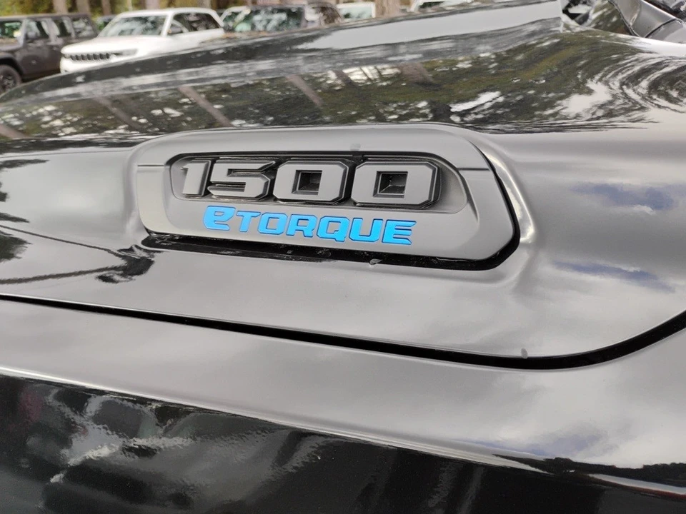 2025 Ram 1500 2nd Gen - Image 11 of 12