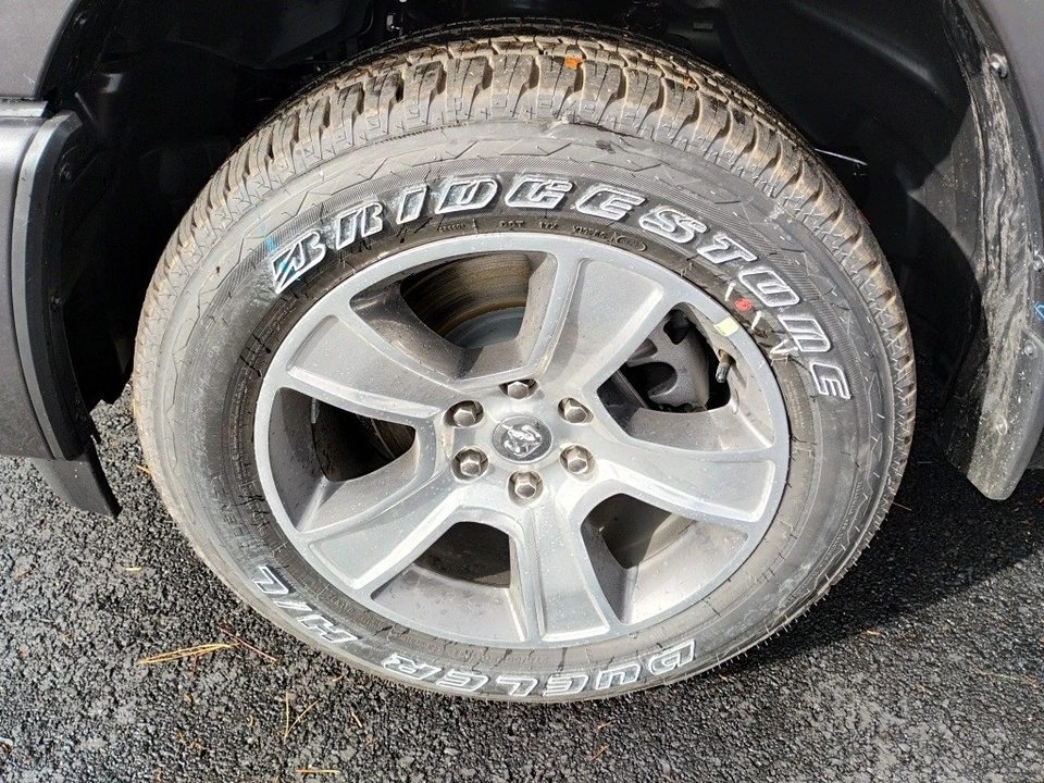 2025 Ram 1500 2nd Gen - Image 9 of 12